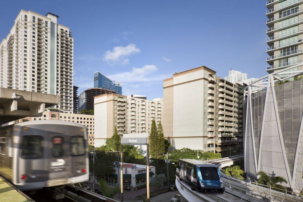 Downtown Miami 1BR - Super Affordable - All Amenities You Need - Close To All Points of Interest