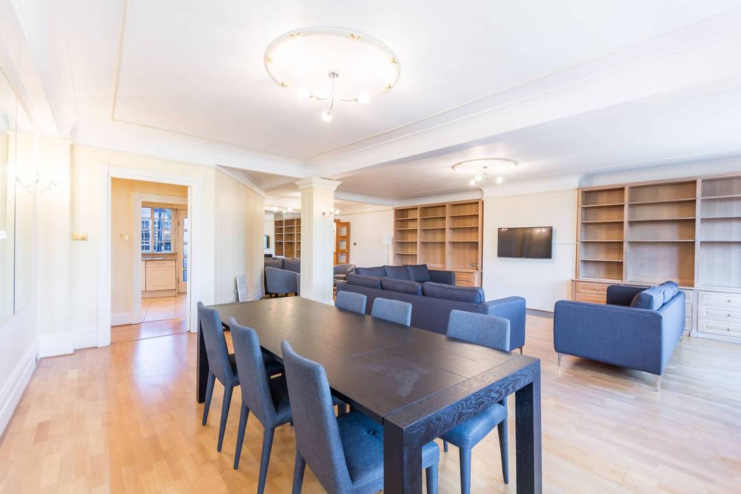 4 BD Apartment at Strathmore Court, St John's Wood