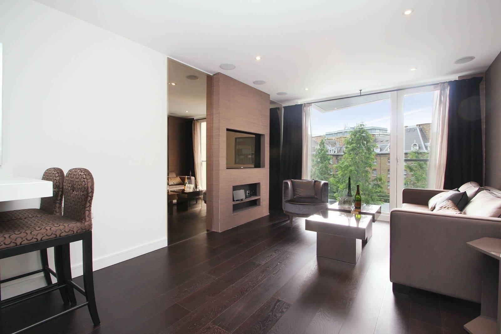 Elegant 1-Bedroom in Belgravia/Concierge/ Gym/Spa/ Water Featured Gardens