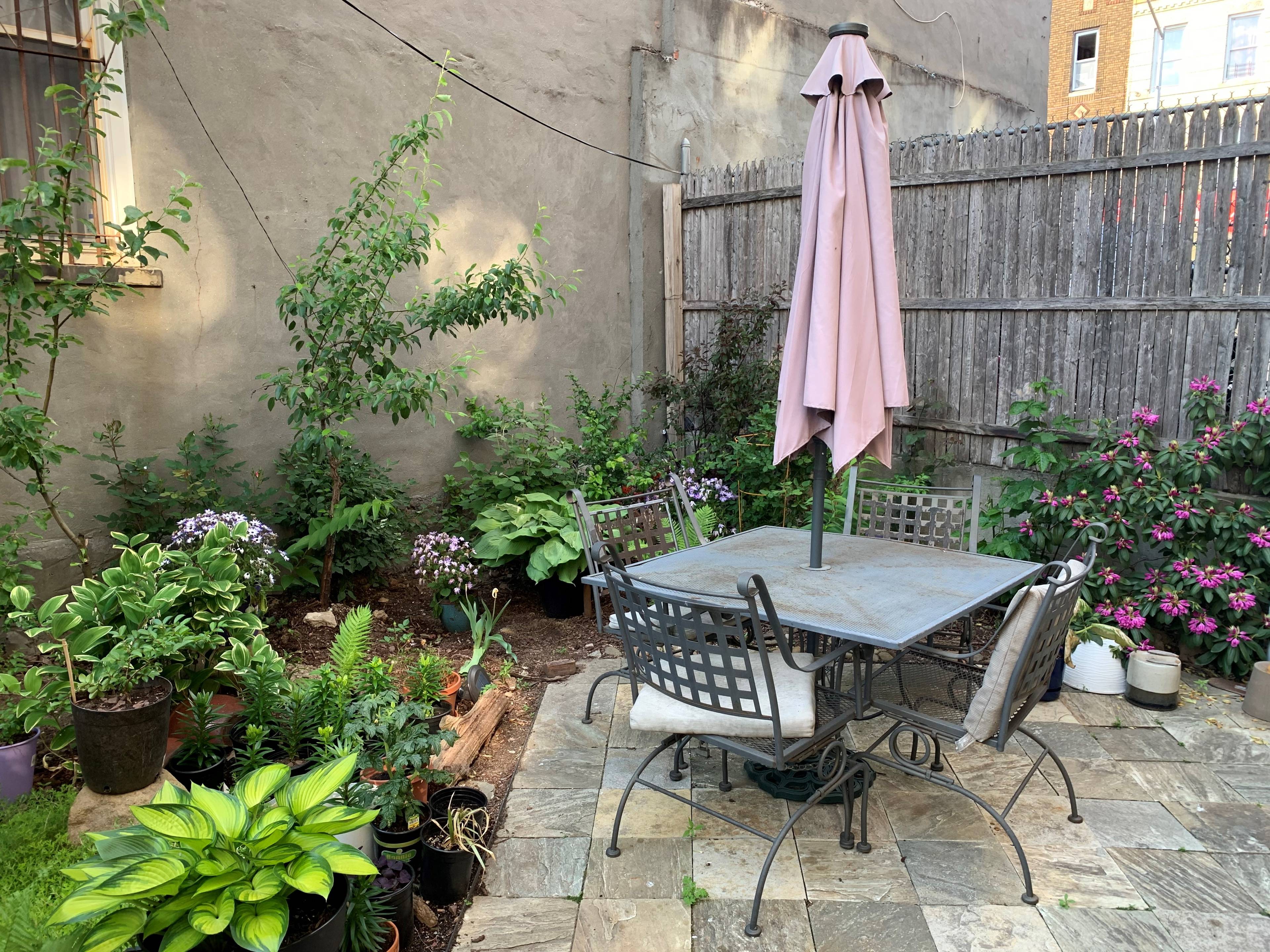 Gorgeous 3BR/1BA w/ Exquisite Garden off Wilson L
