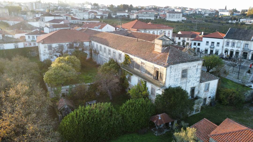 Charming Convent House Retreat in Moimenta da Beira, Viseu