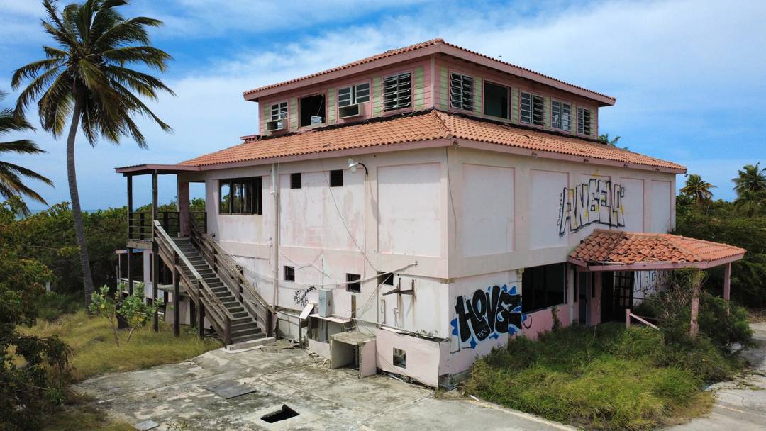 Upscale Hotel Redevelopment Opportunity | 44 Keys | 4-Acre Oceanfront Site | Incentive-Eligible | Cabo Rojo, Puerto Ric