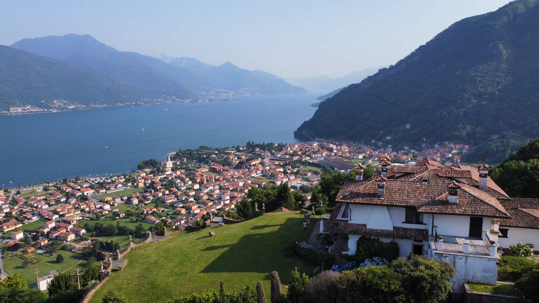 PANORAMIC LAKE VIEW VILLA | DONGO