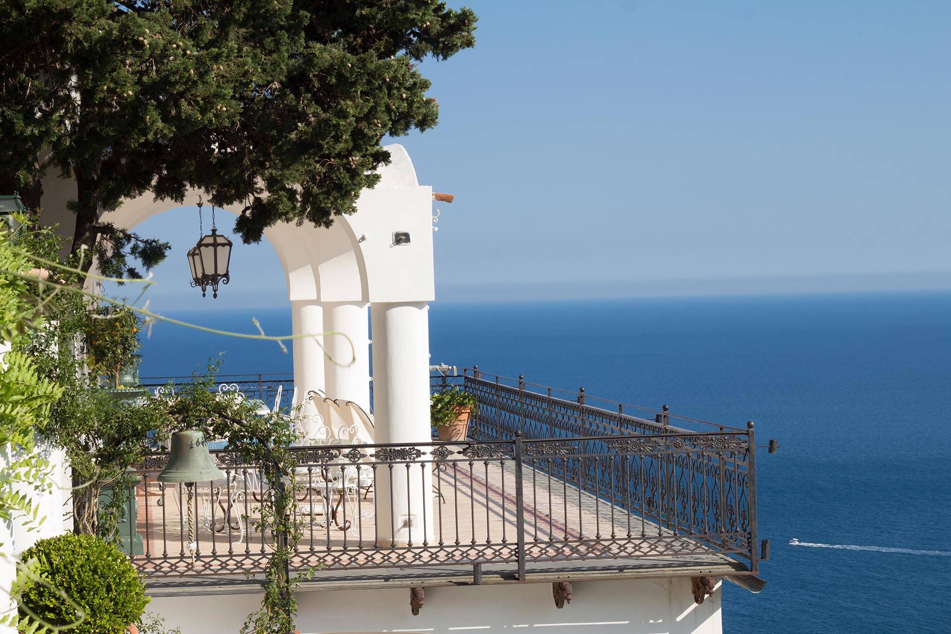 CHARMING VILLA IN POSITANO OVERLOOKING THE SEA - AMALFI COAST