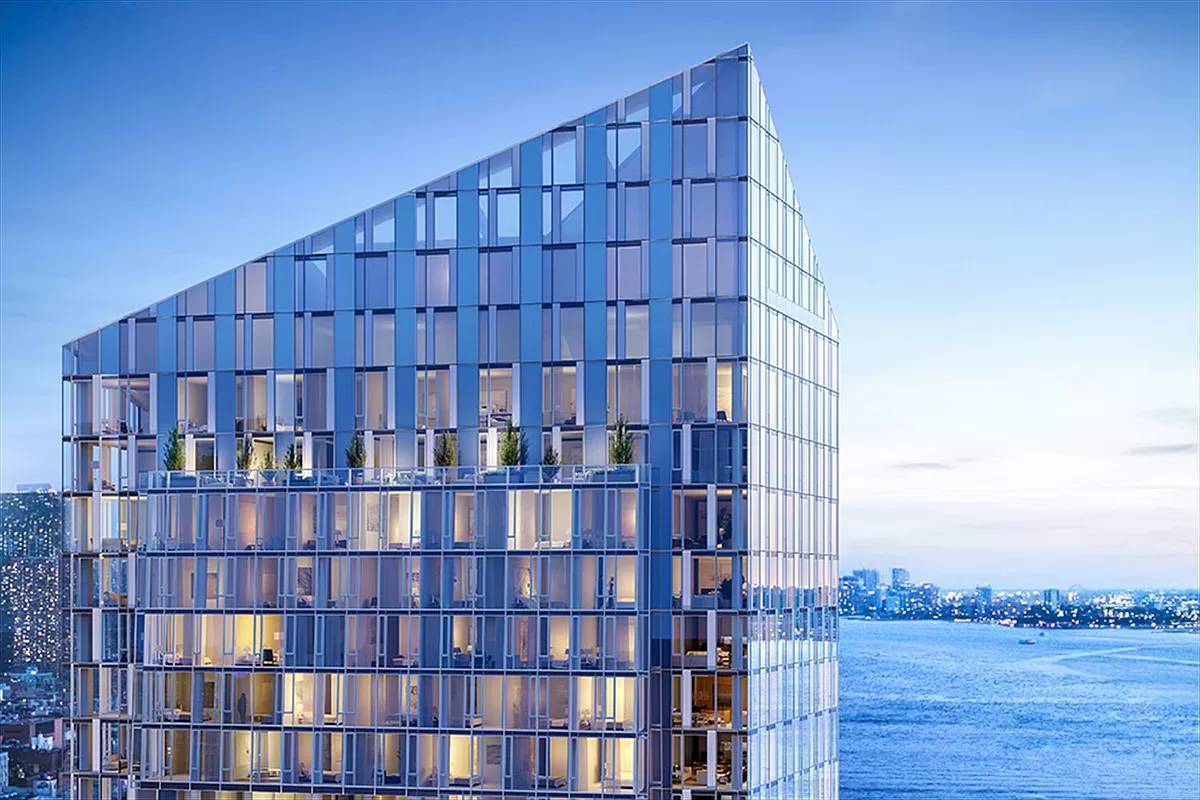 Extraordinary Large One Bedroom Corner unit at Waterline Square Condo