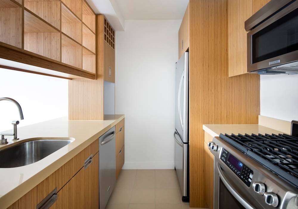 Chelsea Modern Alcove Studio in Luxury Building, W/D in unit