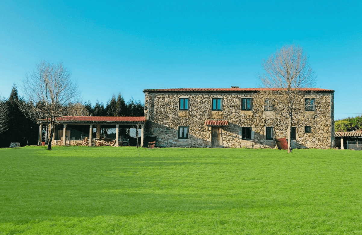 MAGNIFICENT STONE HOUSE  for sale in Curtis, A Coruna Spain