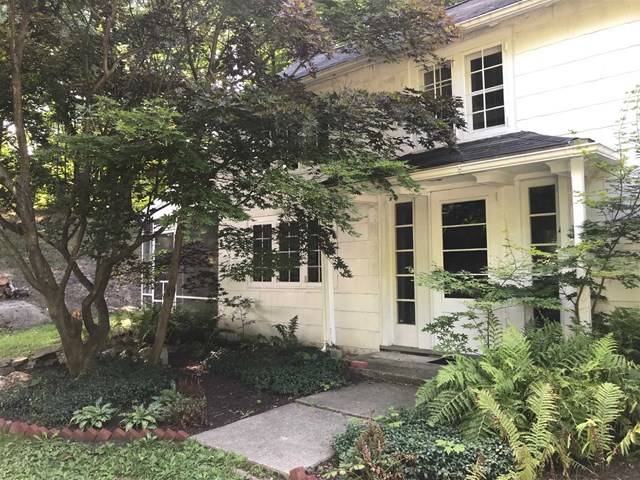 Charming  5 bed 2.5 bath Farhouse in the Village, Rhinebeck, NY