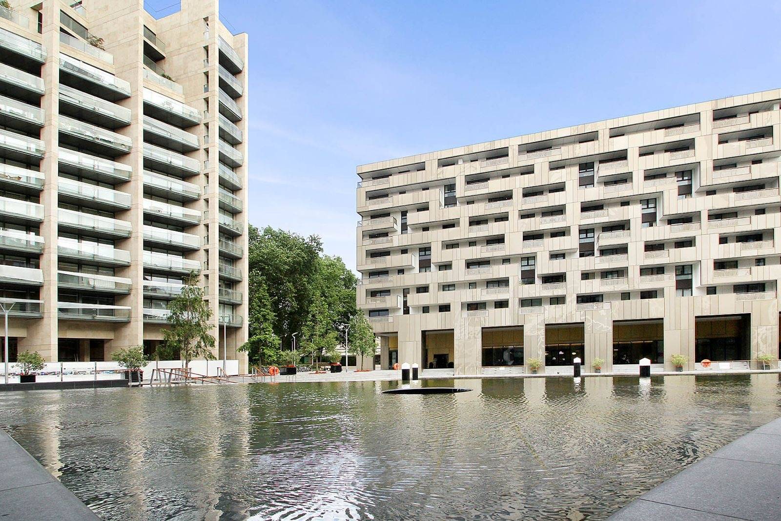 Luxury One-Bedroom Apartment - Gym - Spa - 24 Hour porter just minutes away from Chelsea and Belgravia