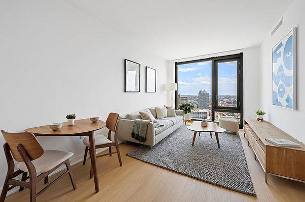 Now Leasing at Brooklyn Crossing! 1bed with Washer/Dryer in unit and Home Office! No Fee.