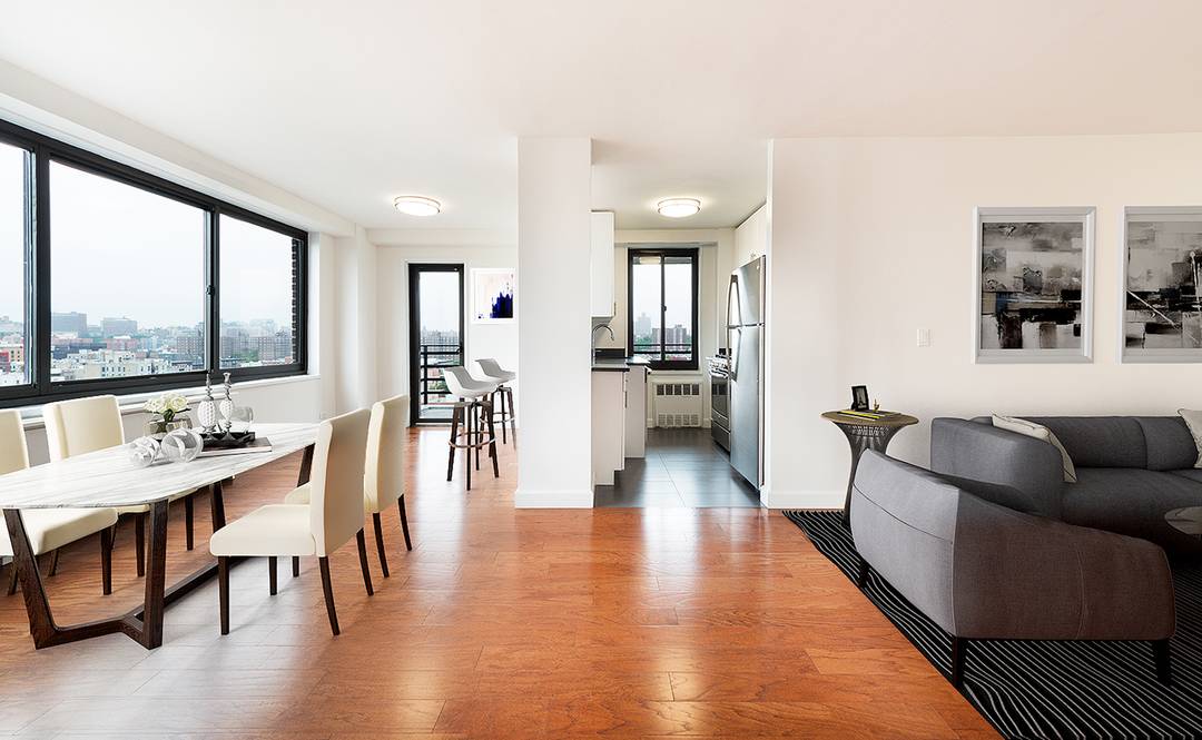 JUST LISTED! Newly renovated Extra LARGE studio in the HEART of UWS with 24/HR doorman & dazzling hardwood floors