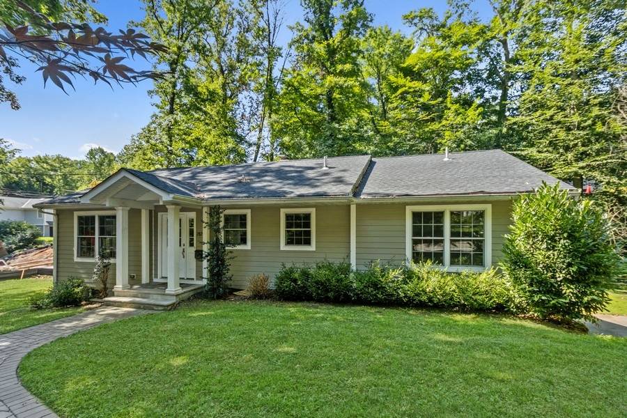 Short Hills Ranch close to NYC Train
