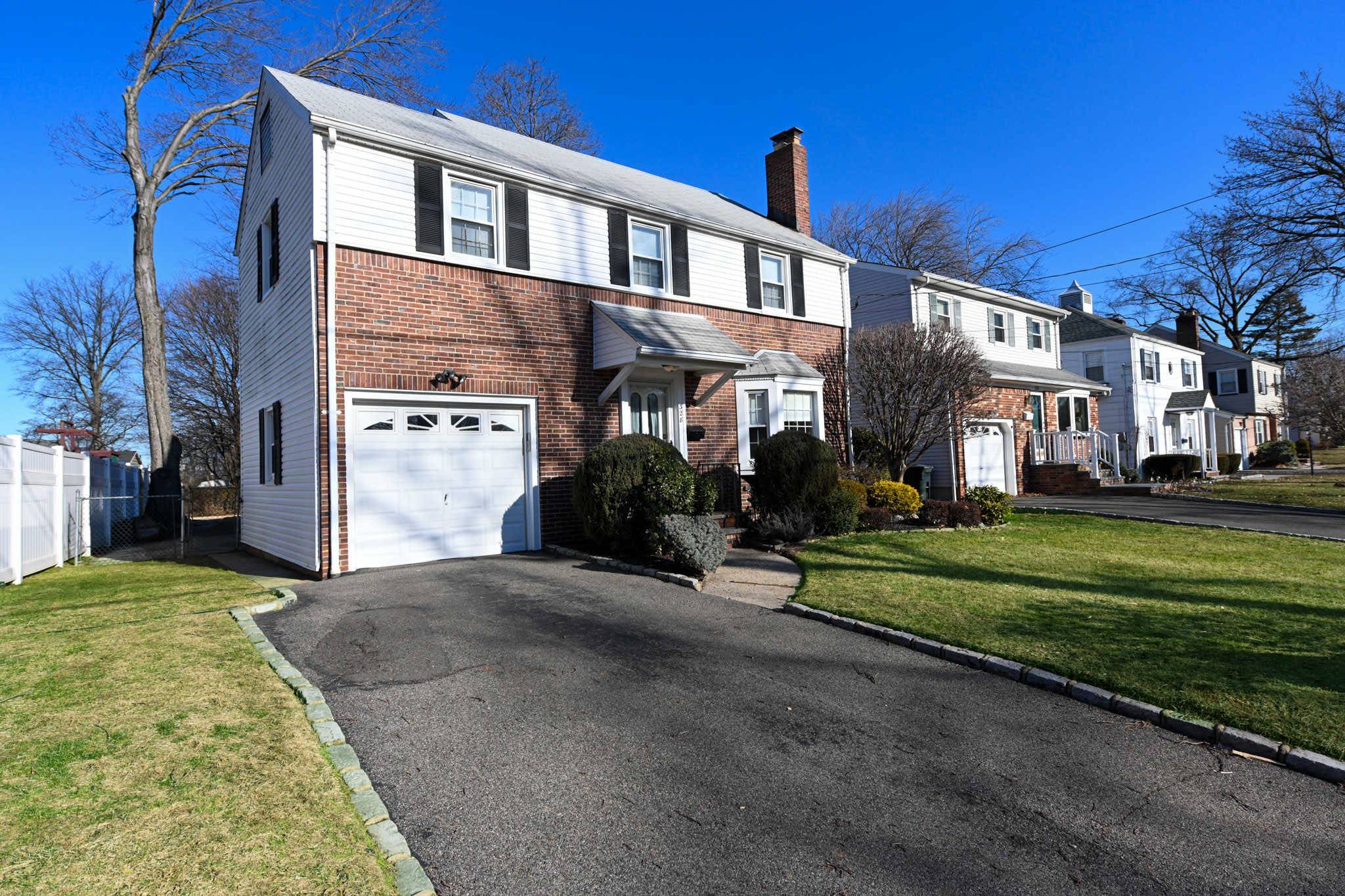 328 Washington Ave in Union