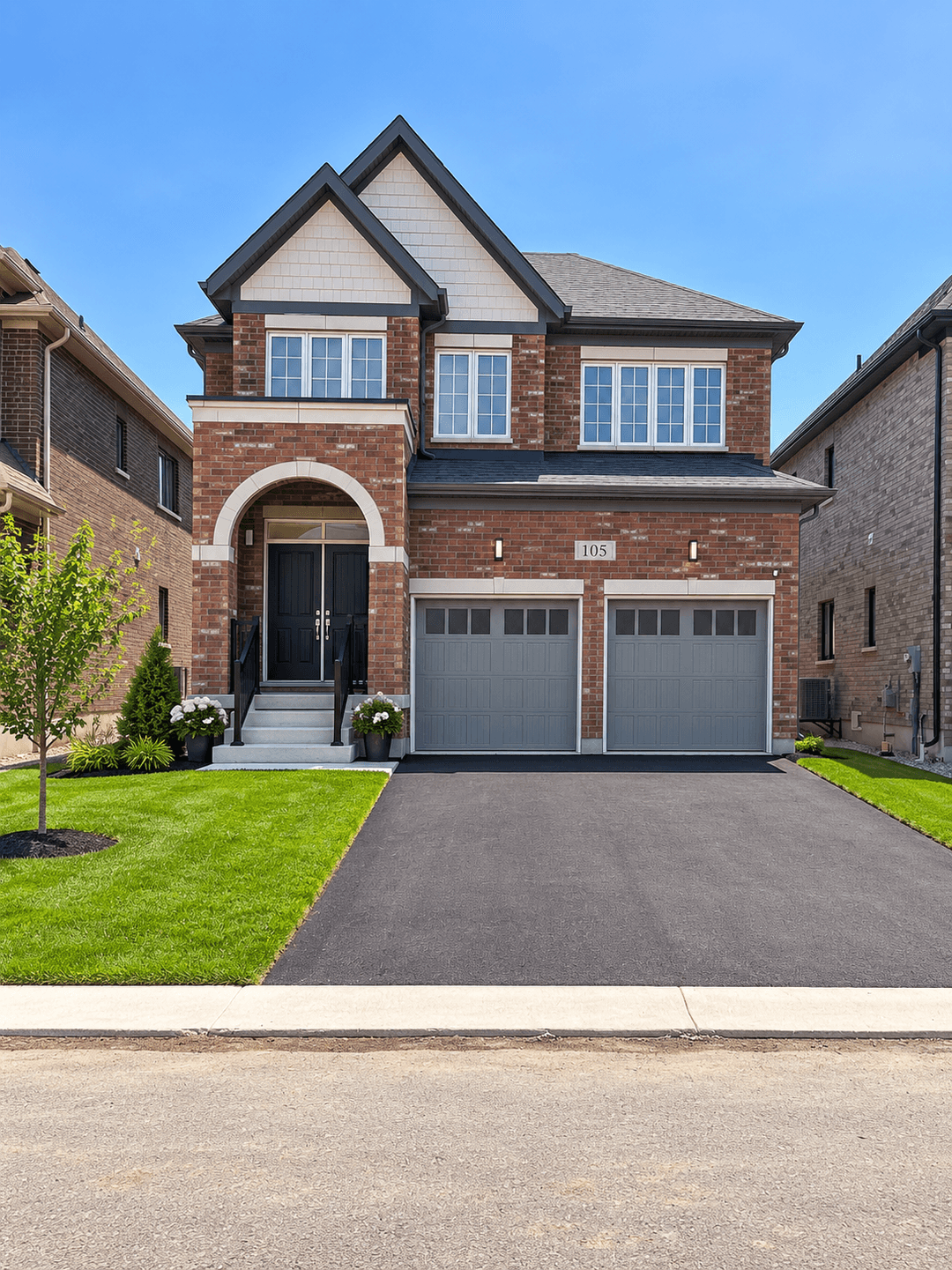 Detached 4 Bdrm In Arthur