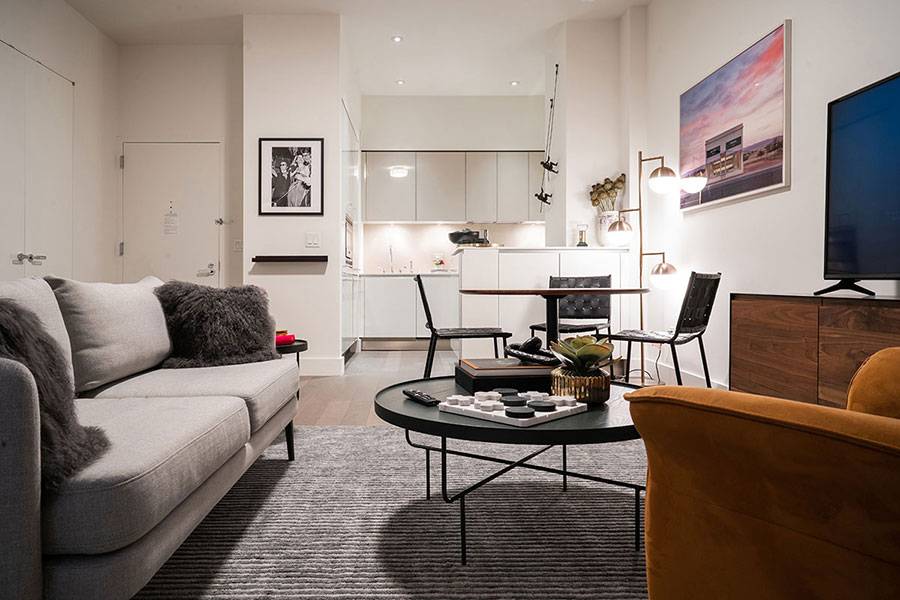 No fee, 2 bed/2.5 bath Sunny Apartment in Financial District