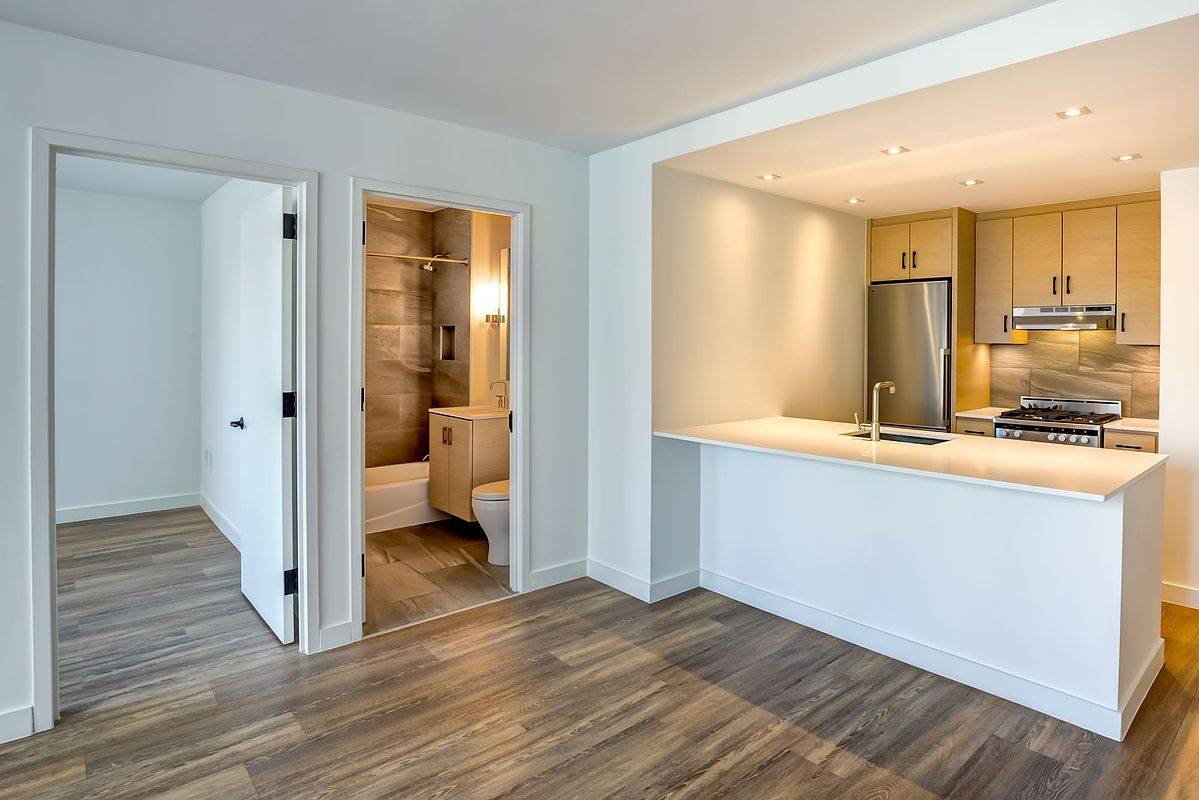 No Fee, 2 bed/ 2bath Apartment in Luxury Building FiDi (Seaport), W/D in Unit