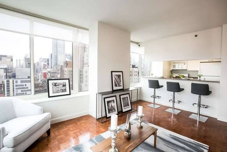 Gorgeous Corner 2 Bedroom in Hudson Yards, No Fee!