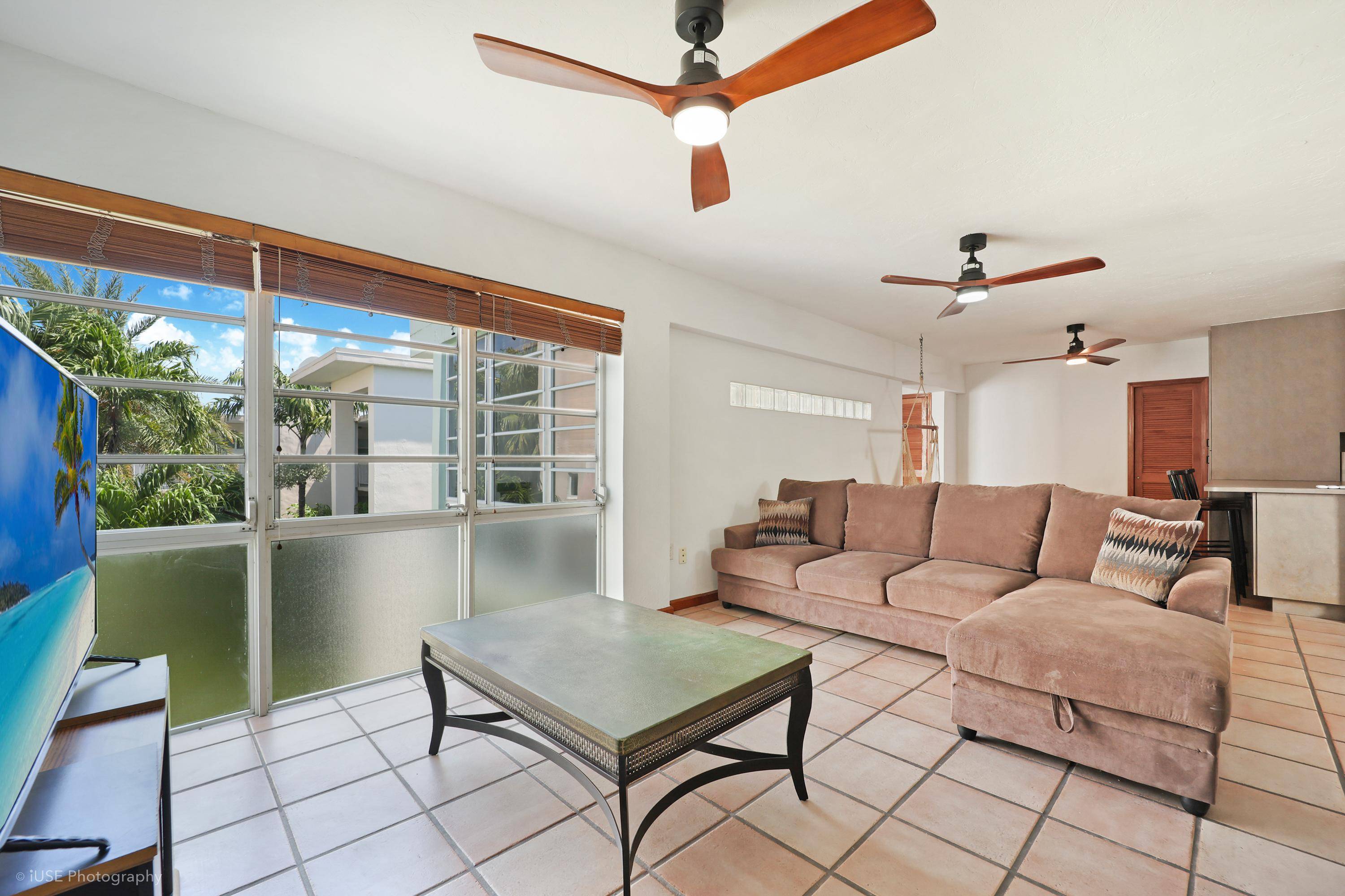 Miami Beach | 1Bed, 1 Bath + Den | Parking space| Long term Rental