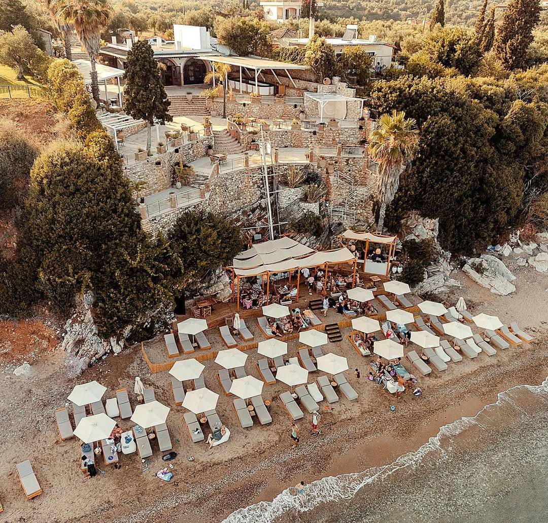 Seafront Opportunity in Messinia: Kivotos Beach Bar on 1.5 Stremmata with Endless Potential