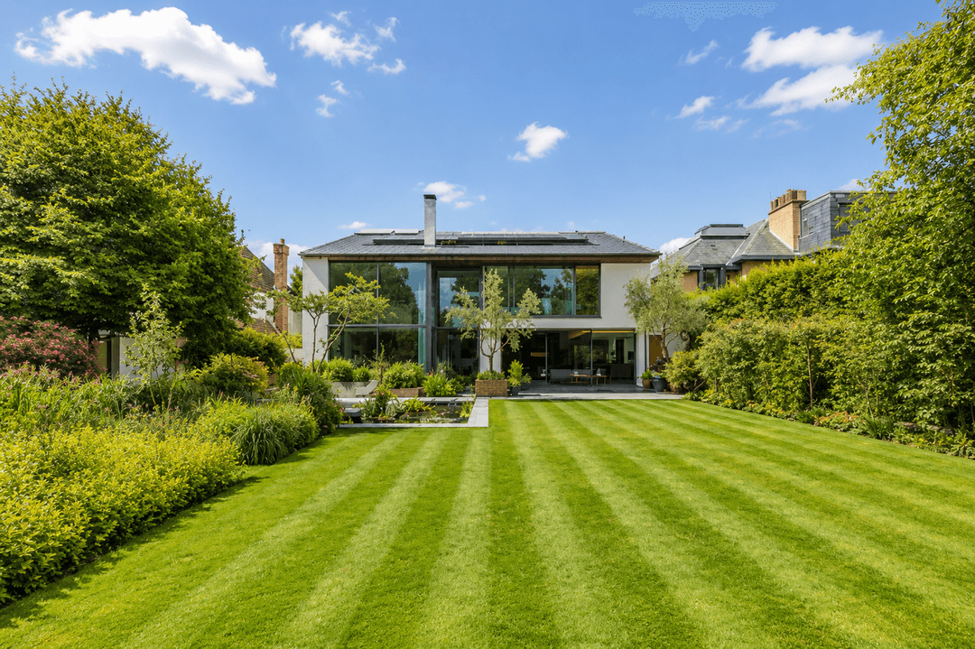 Roedean Crescent Richmond Park London UK SW15