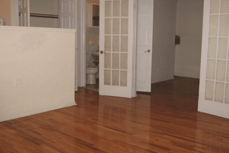 Bright 1 bedroom apartment in Murray Hill,Murray Hill close to Grand Central, stores, restaurants, bars and the near by St. Vartan's park.