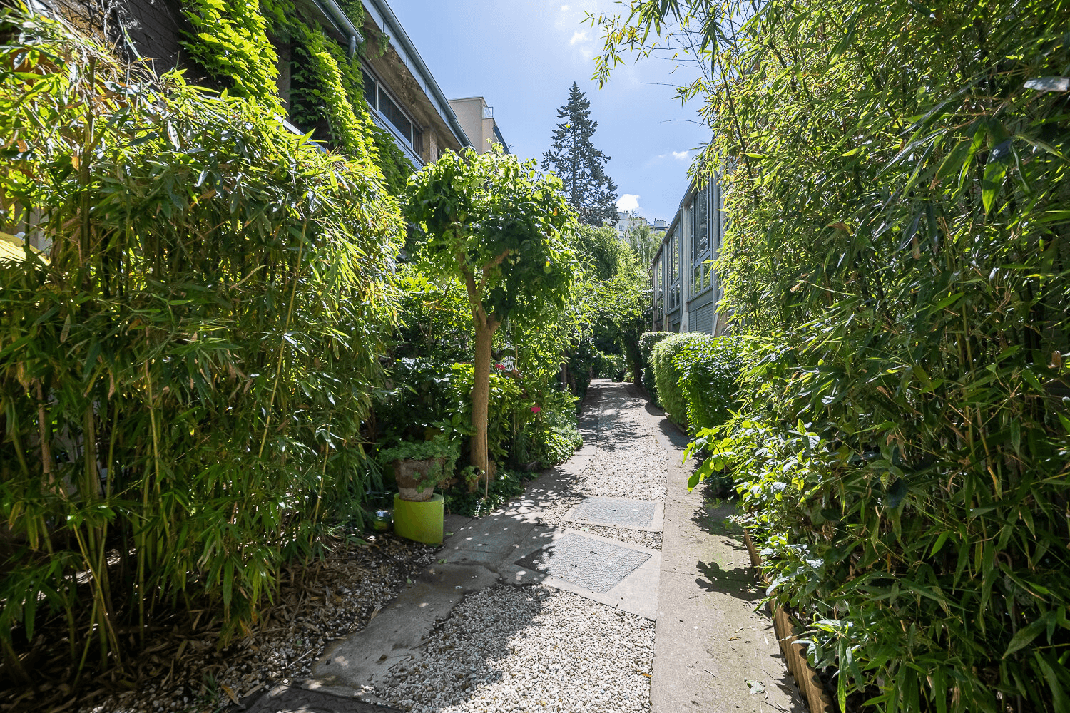 Paris, Artist’s Studio in a private road