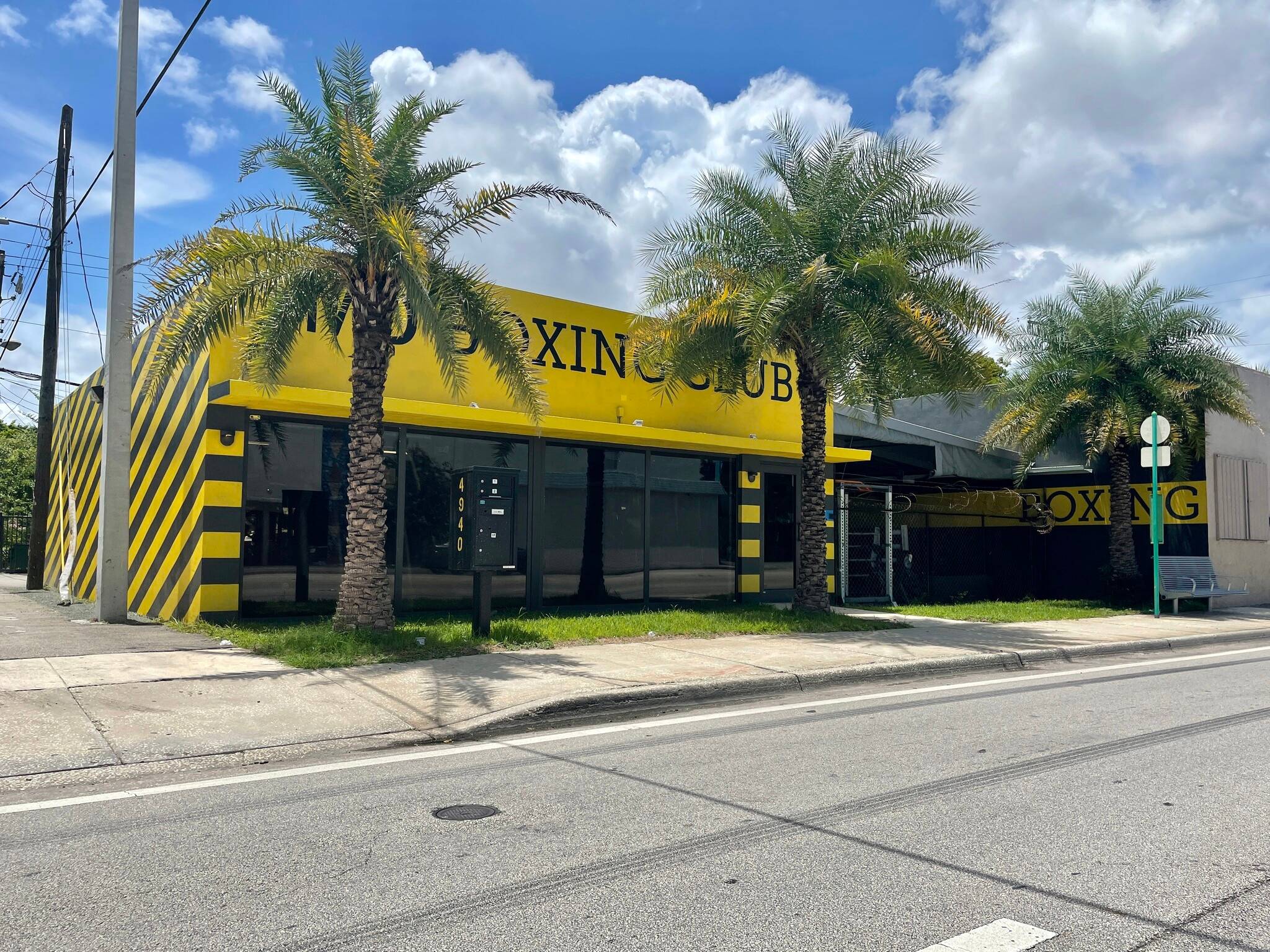 Free Standing Retail Building on Busy NW 7th Ave in Miami