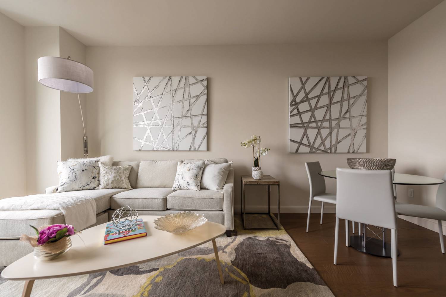 No Fee, Nomad 1 bed/1 bath in Amenity Filled Luxury Building, W/D + Dishwasher in Unit