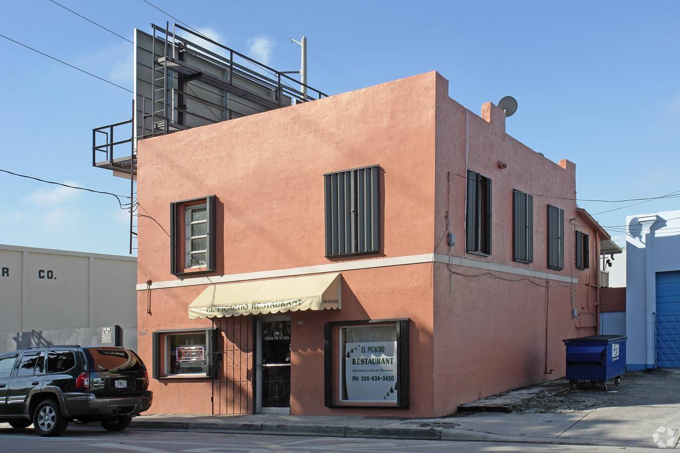 Prime Retail Building on NW 17th Ave in Miami