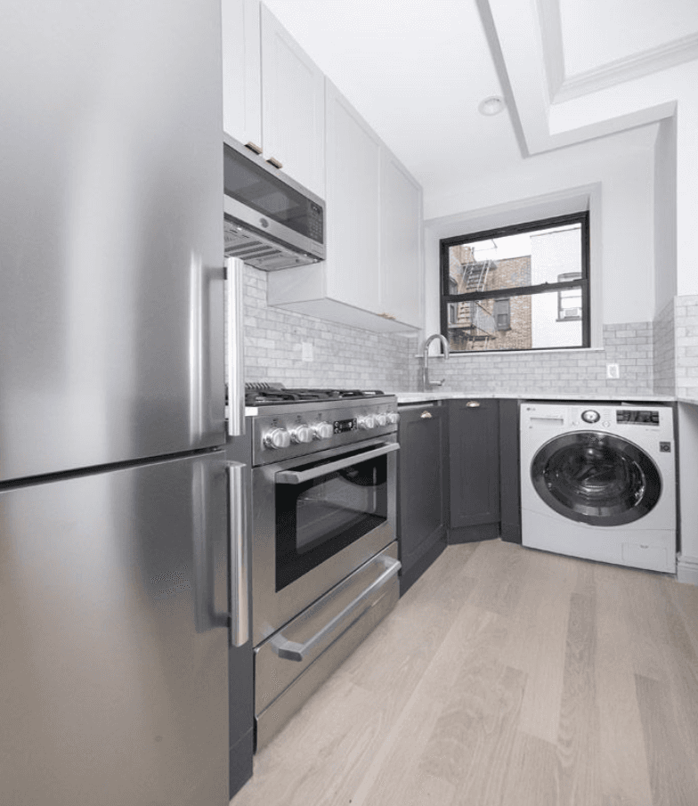 No fee + 1 month free rent apartment in Greenwich Village