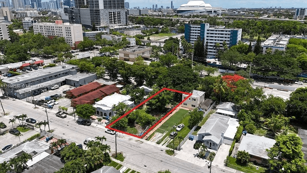 Vacant Lot / Development Site Close to Miami River