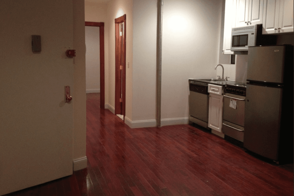 Bright 2 bedroom apartment in East Village, Tompkins Square Park.