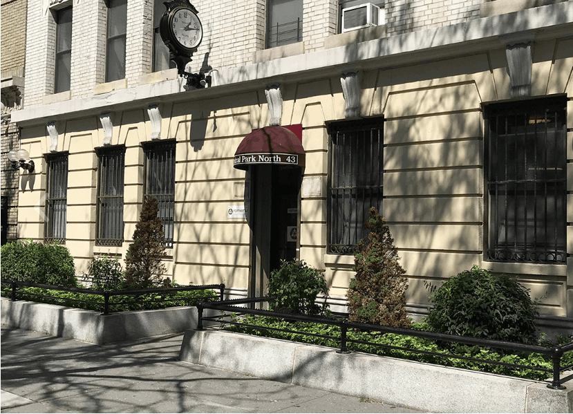 Excellent opportunity for creative office uses and those seeking park side commercial space - Central Park North - Near The Africa Center, Teranga