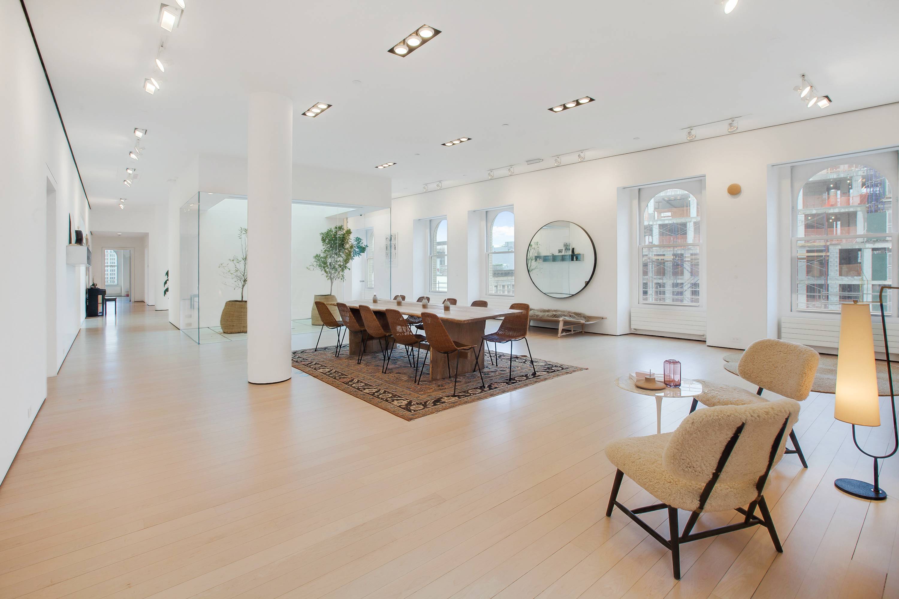 LUXURY 3 BED PENTHOUSE LOFT  IN PRIME NOHO