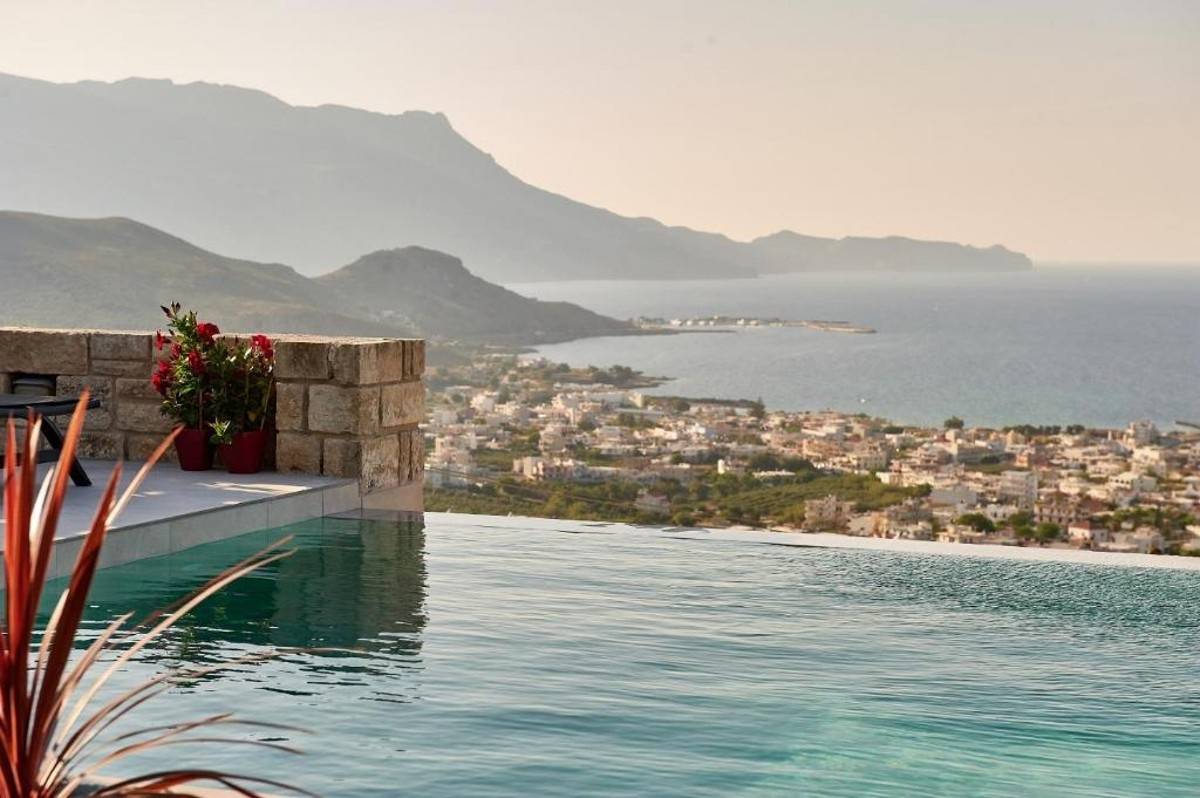 Luxury Villa with Panoramic Sea Views and Pool.