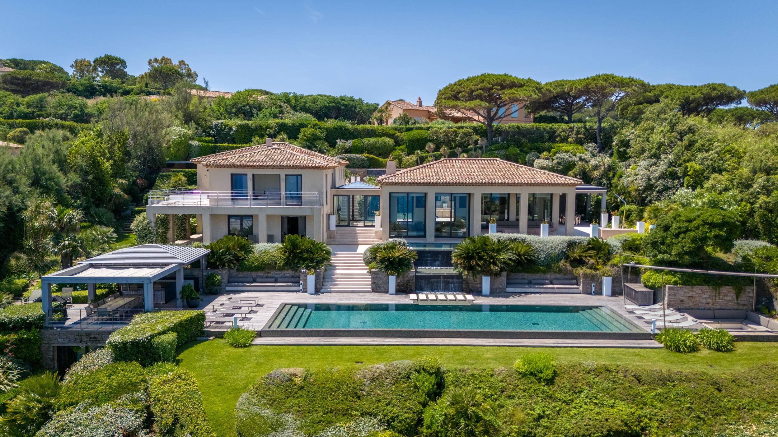 Prestige Meets Serenity: Sea-View Villa in Exclusive Parcs de Saint-Tropez Estate