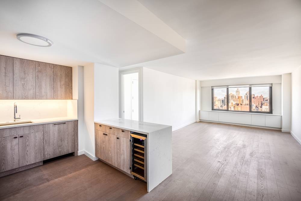 Spacious 3 Bed / 2 Bath apartment in the UES
