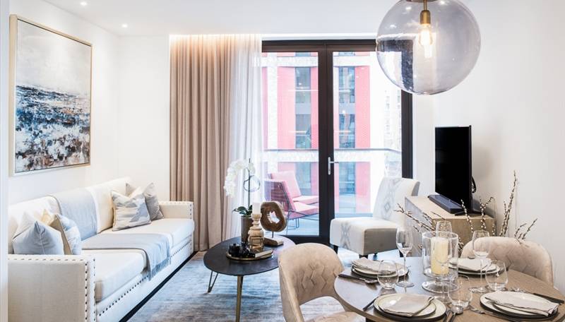 Luxury Interior-Designed One Bedroom Apartment with Private Balcony