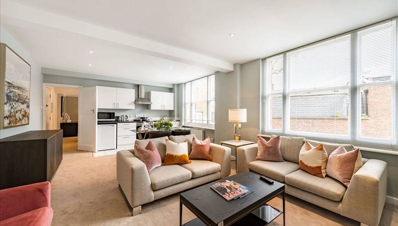 Elegant One-Bedroom Apartment in  Mayfair