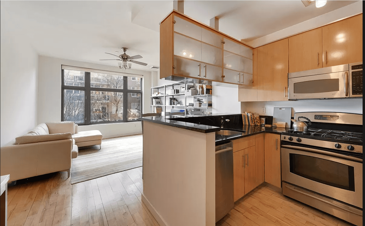 ONE BEDROOM SOUTH FACING LOFT  ON A TREE LINED BLOCK