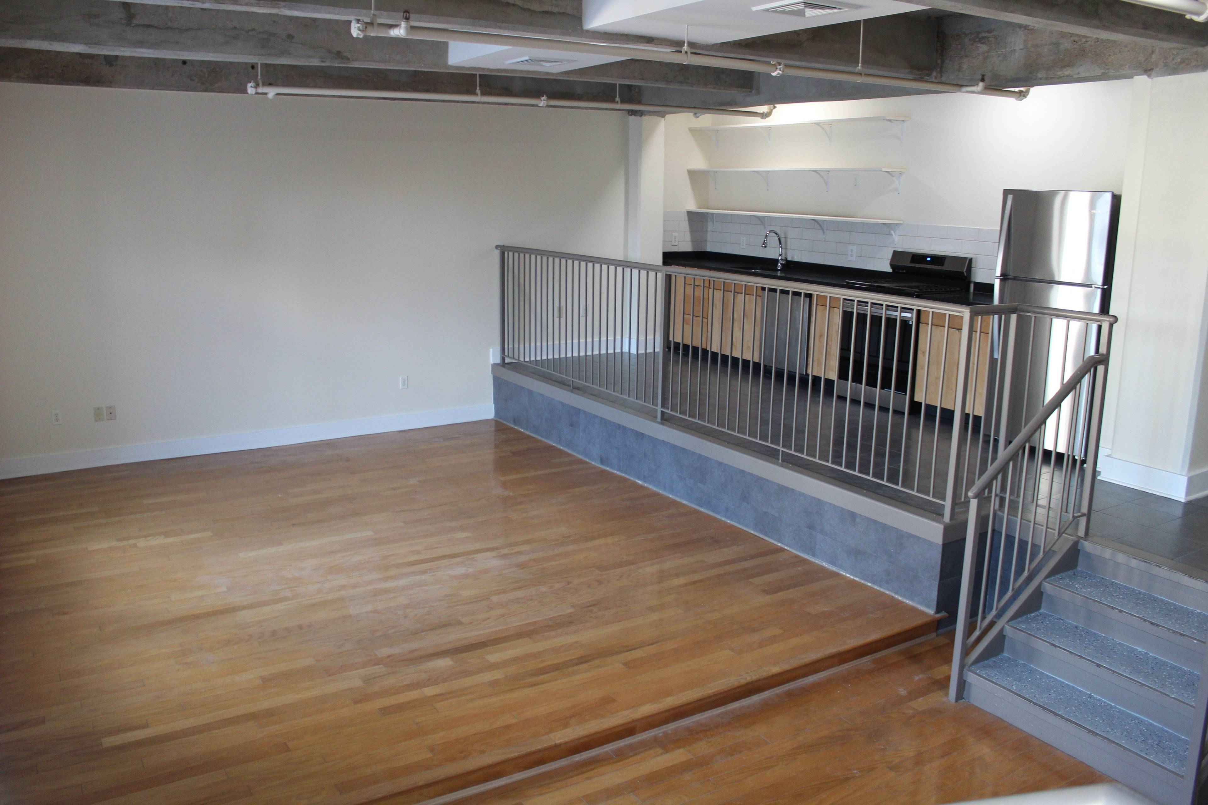 Loft living at its finest, oversized 1br 2bths plus den