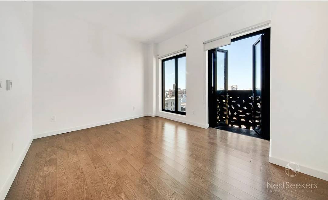 South Facing--Full-Time Doorman--Luxury Building