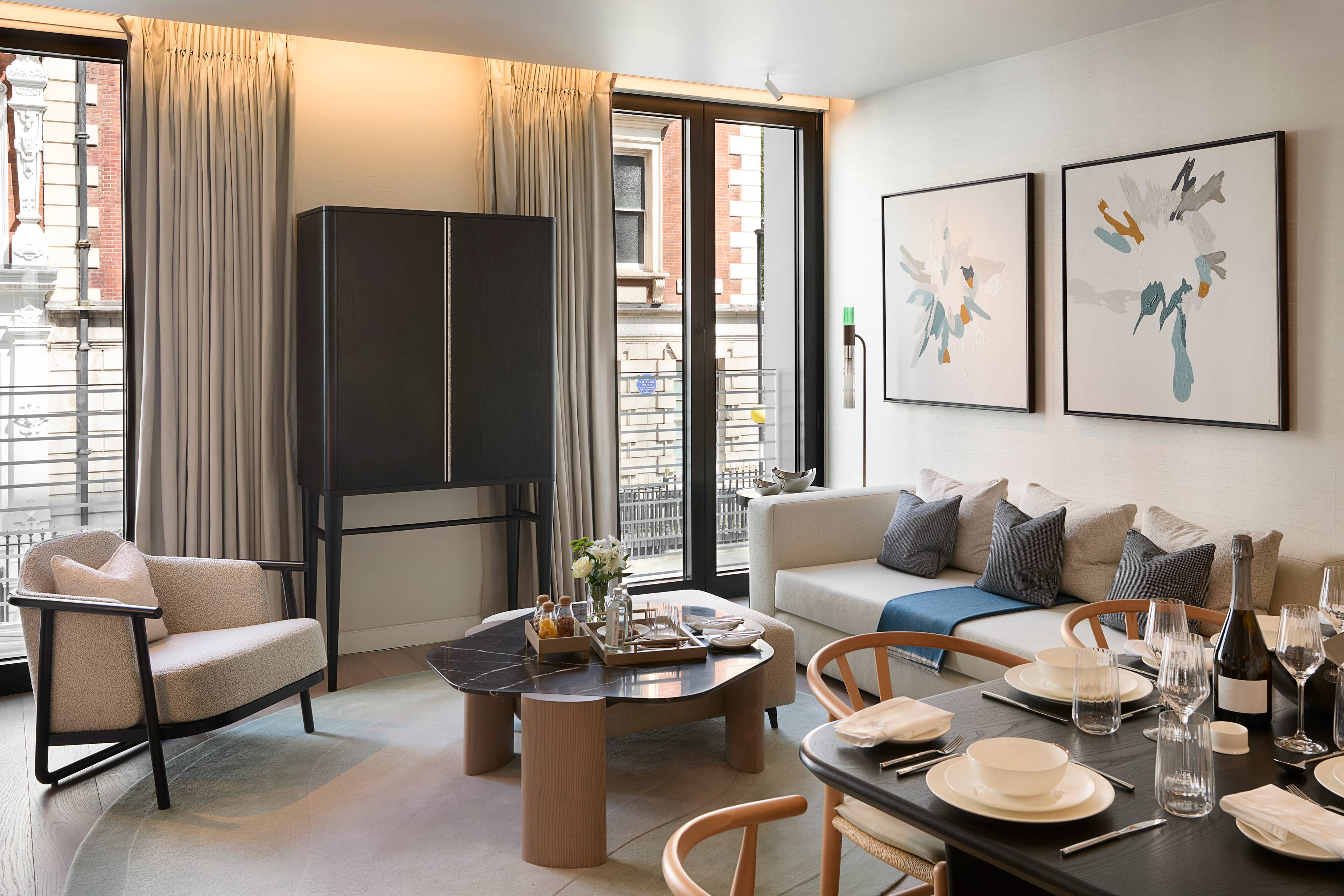 3 Bedroom luxury apartment in Hanover Square-Mayfair SHORT LET