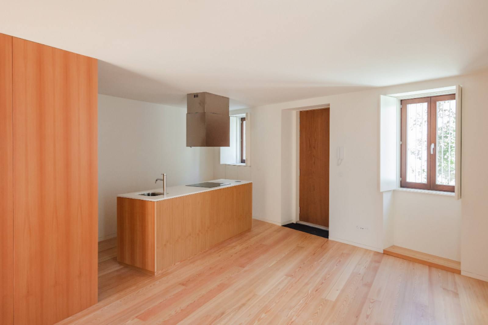 Amazing Investment Opportunity: 1 bedroom apartment in Monte Judeus, Porto
