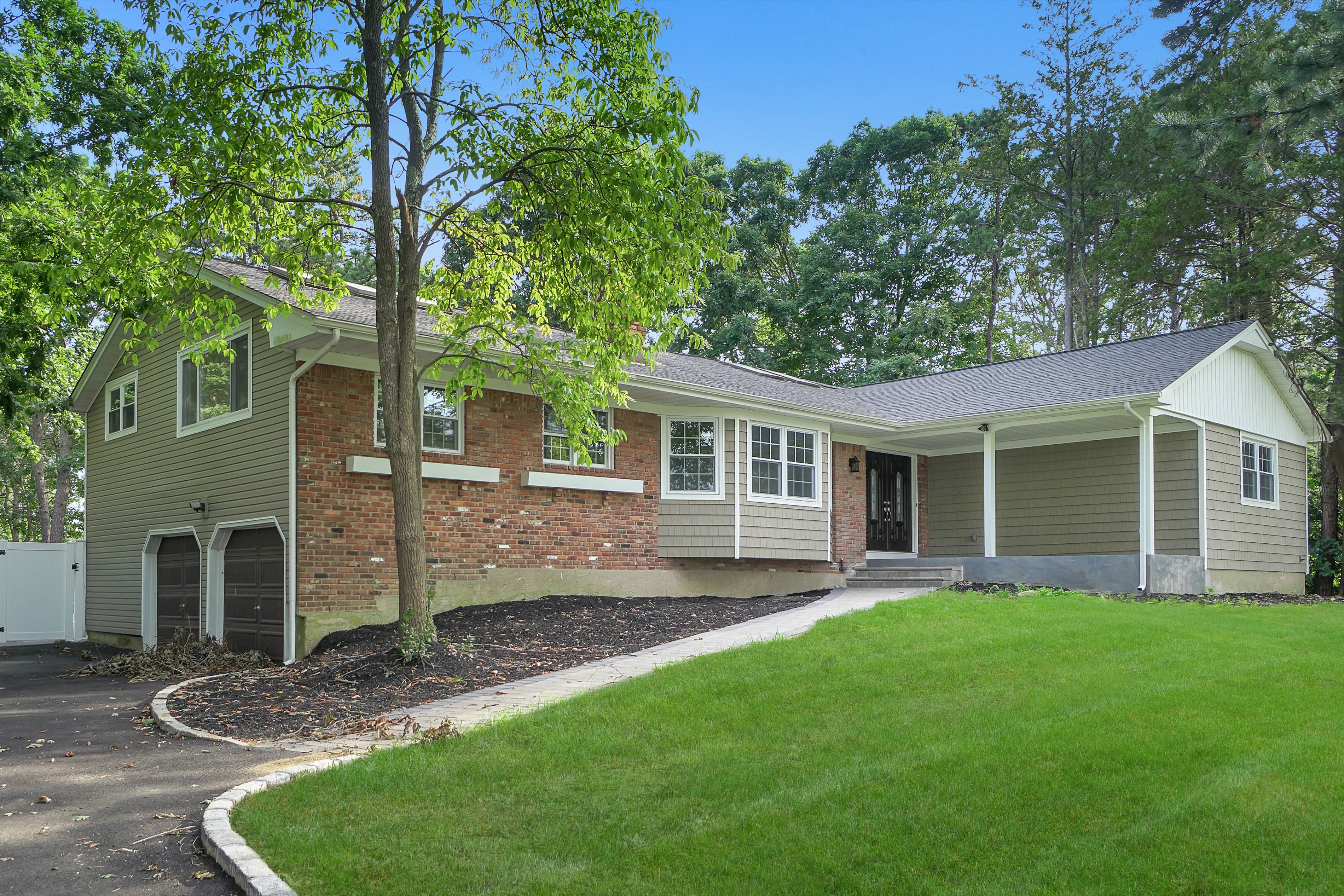 Beautiful Renovated Center Hall Ranch