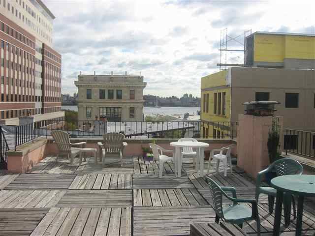 2 bd / 2 ba duplex, 1 block from PATH