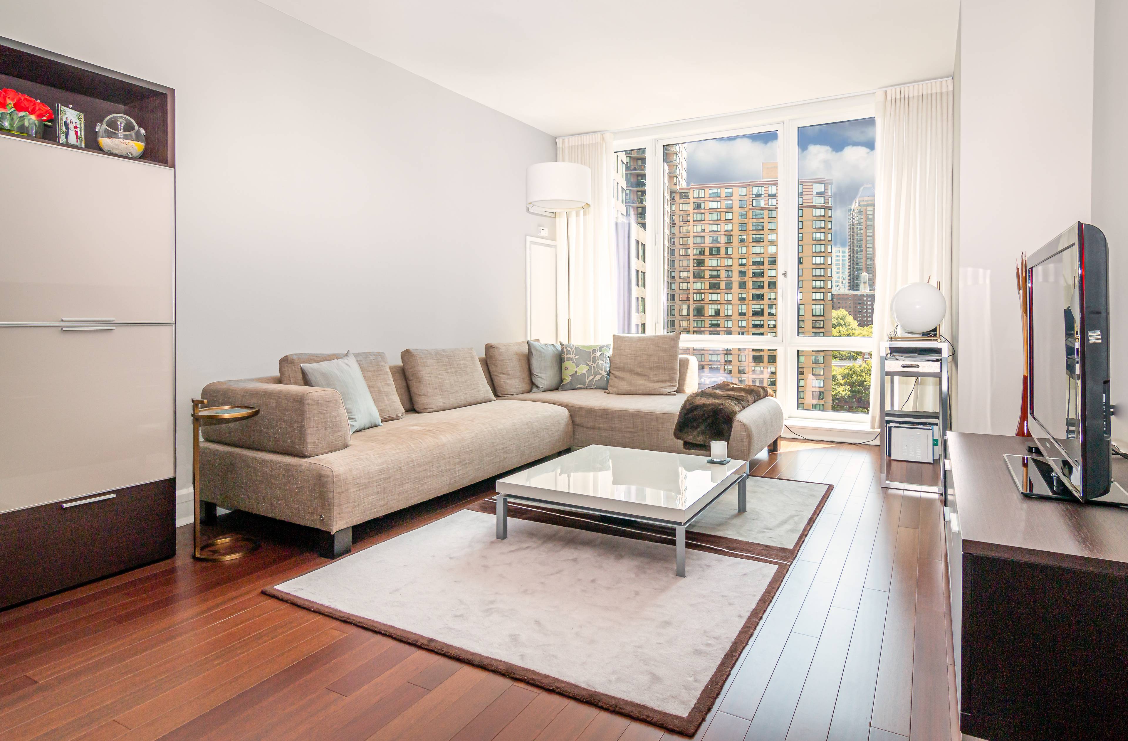 Bright East Facing 1 Bedroom with a HUGE walk-in closet @ The Aldyn!