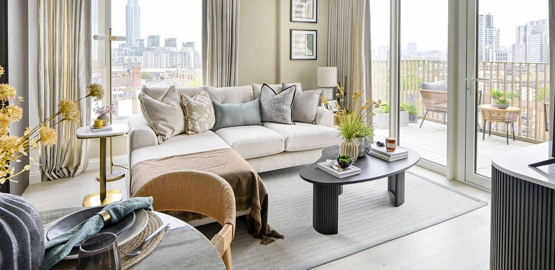 Luxury 1 Bedroom Apartment in The Pinnacle, Oval