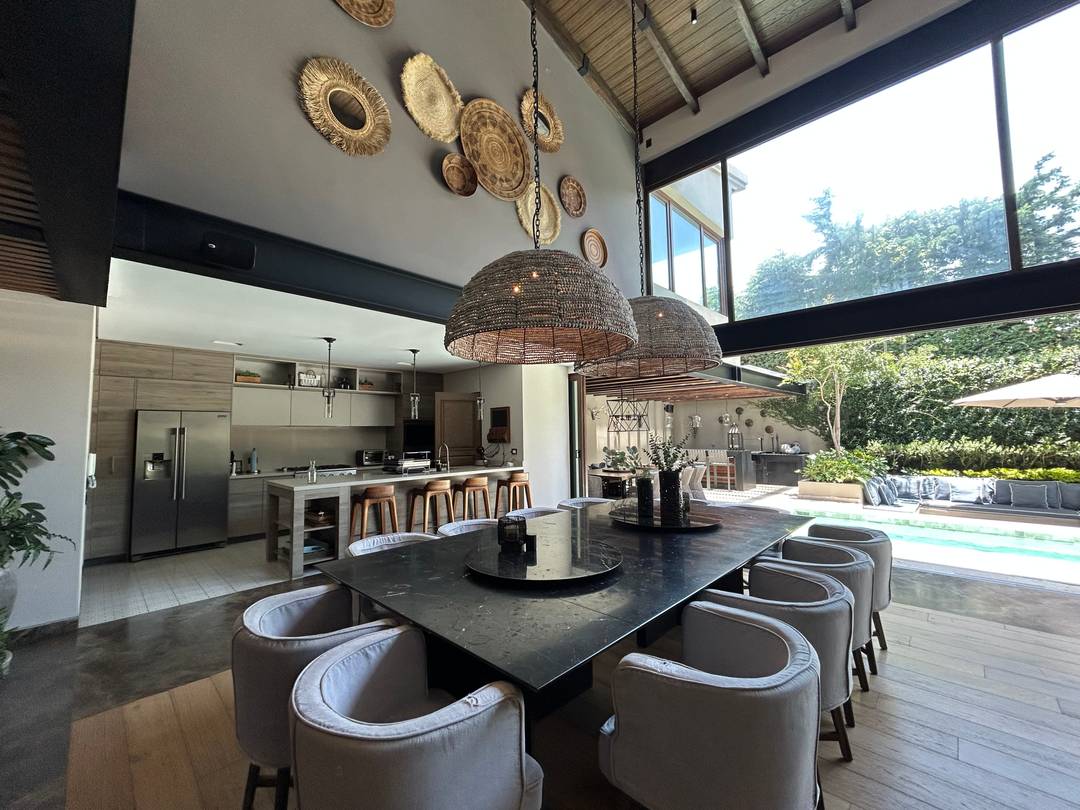 A GEM RESIDENCE IN AVANDARO, MEXICO