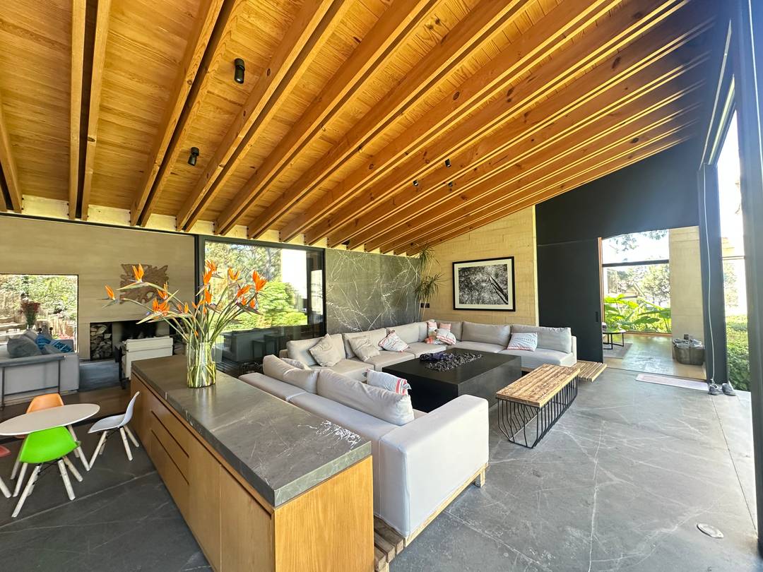 Casa moderna en venta